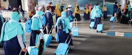 Paket Umroh Ramadhan 2023 Landing Madinah di Tangerang Selatan
